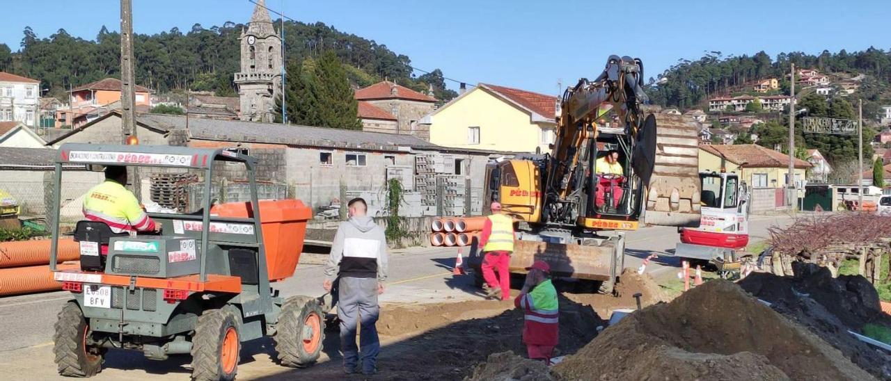 Los trabajos que mejorarán la conexión entre O Rosal y Tomiño ya han comenzado. |   // FDV