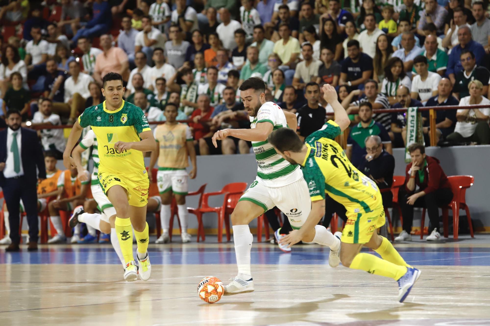 Las imágenes del Córdoba Futsal - Jaén Paraíso en Vista Alegre