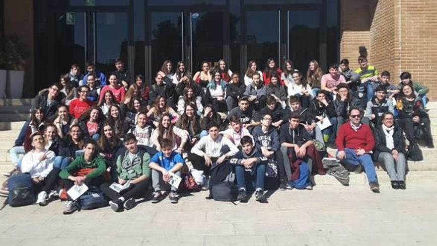 Alumnos y profesores participantes en la ruta.