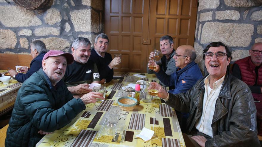 Los furanchos de Moaña abrirán una semana más y el festival aplazado por la lluvia será el día 18