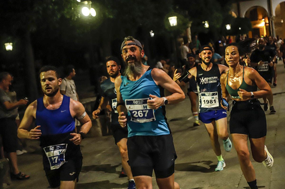 La carrera Nocturna Trotacalles, en imágenes