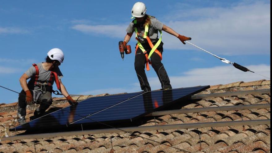 Oferta de feina: empresa del sector de l’energia solar necessita professionals
