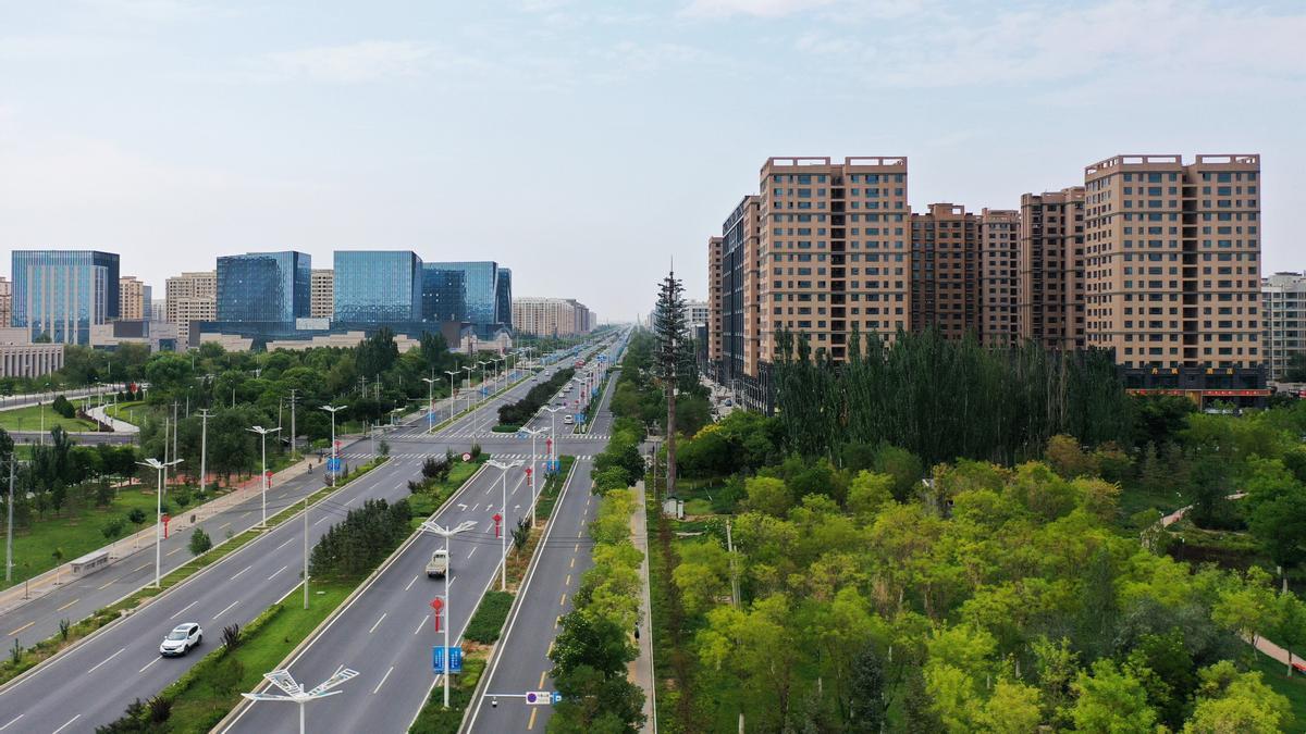 Archivo - Vista general de la ciudad china de Lanzhou