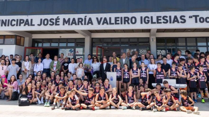 El pabellón del Carregal toma el nombre de José María Valeiro Iglesias ‘Tocayo’ | LOC