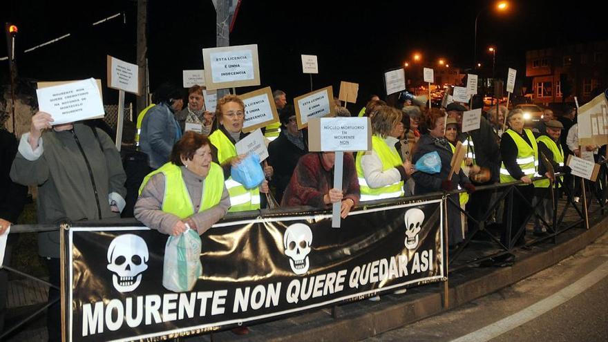 Protesta vecinal contra un proyecto de crematorio en Mourente