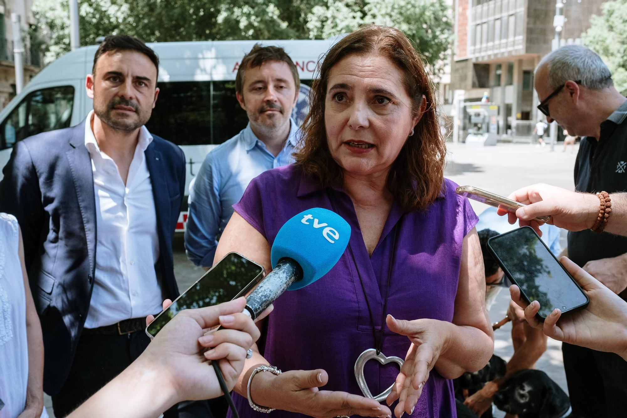 Los perros guía para pacientes con discapacidad ya pueden subir a las ambulancias en Baleares