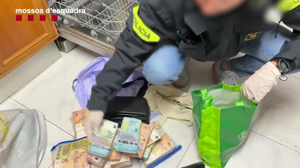 Desarticulado un grupo que defraudó dos millones en impuestos comprando vehículos de lujo en el extranjero