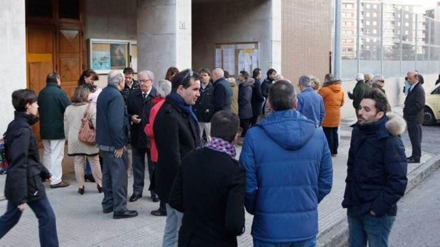 Último adiós al exrojiblanco Ansuriza II en la iglesia del Corazón de María