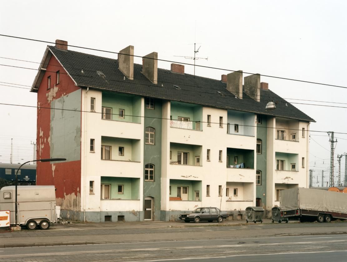 Thomas Ruff, 'Häuser', 1988-1989.