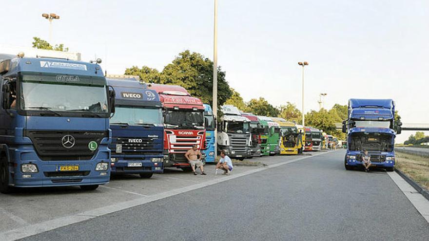 Piden más áreas de descanso para camioneros en carreteras de la Región