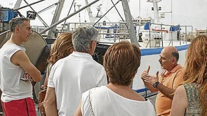 Durante el trayecto se abordó la historia de los pescadores de la villa marinera.