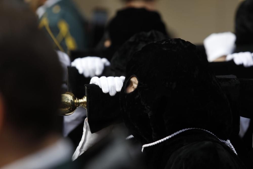 Procesión del Santo Entierro en Oviedo.