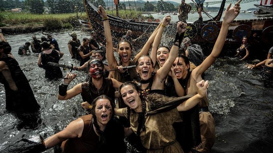 Catoira celebra la 59ª edición de su multitudinaria Romaría Vikinga