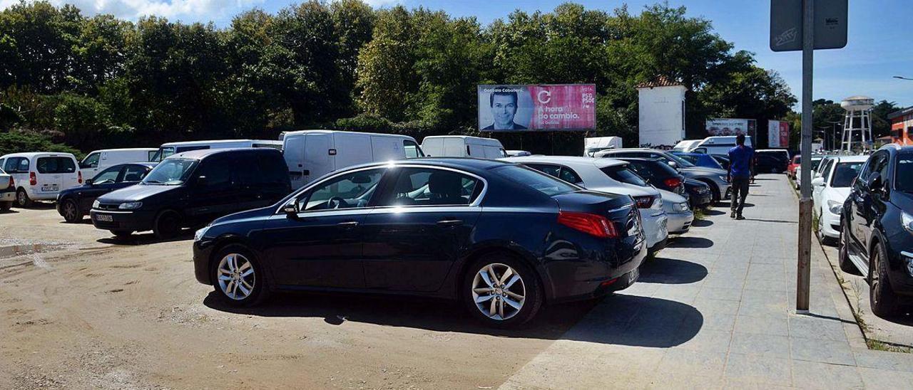 La parcela que comprará el Concello de Vilagarcía para el tanque de tormentas y estacionamiento público.