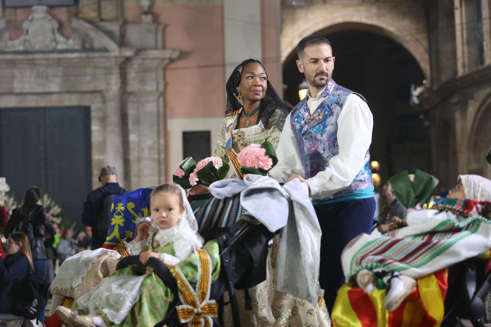 Búscate en el primer día de la Ofrenda en la calle San Vicente entre las 21 y las 22 horas