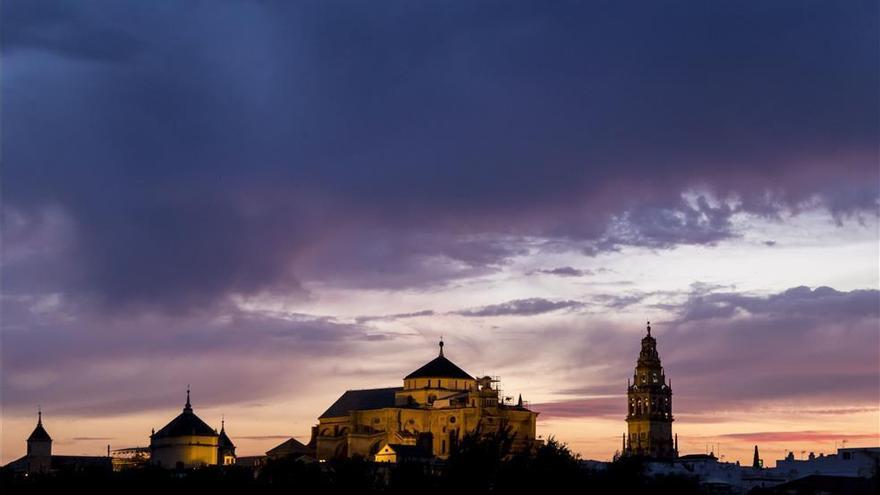 El tiempo en Córdoba: cielos nubosos o cubiertos