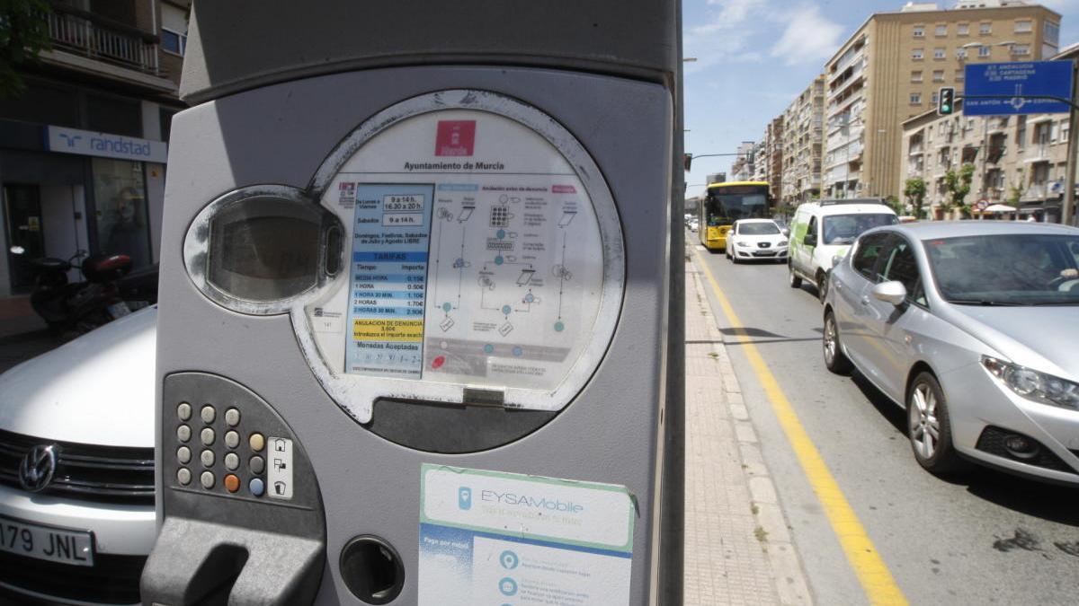 Una máquina de la ORA en Ronda Norte, Murcia.