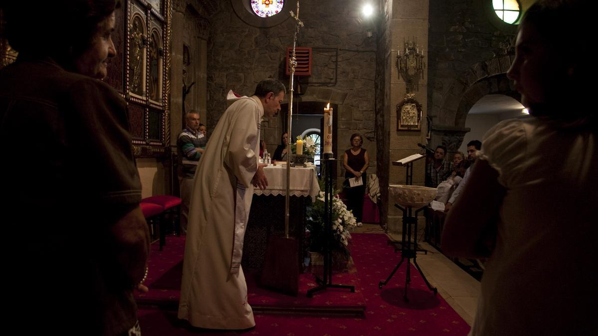 El sacerdote Cristóbal Samaniego.