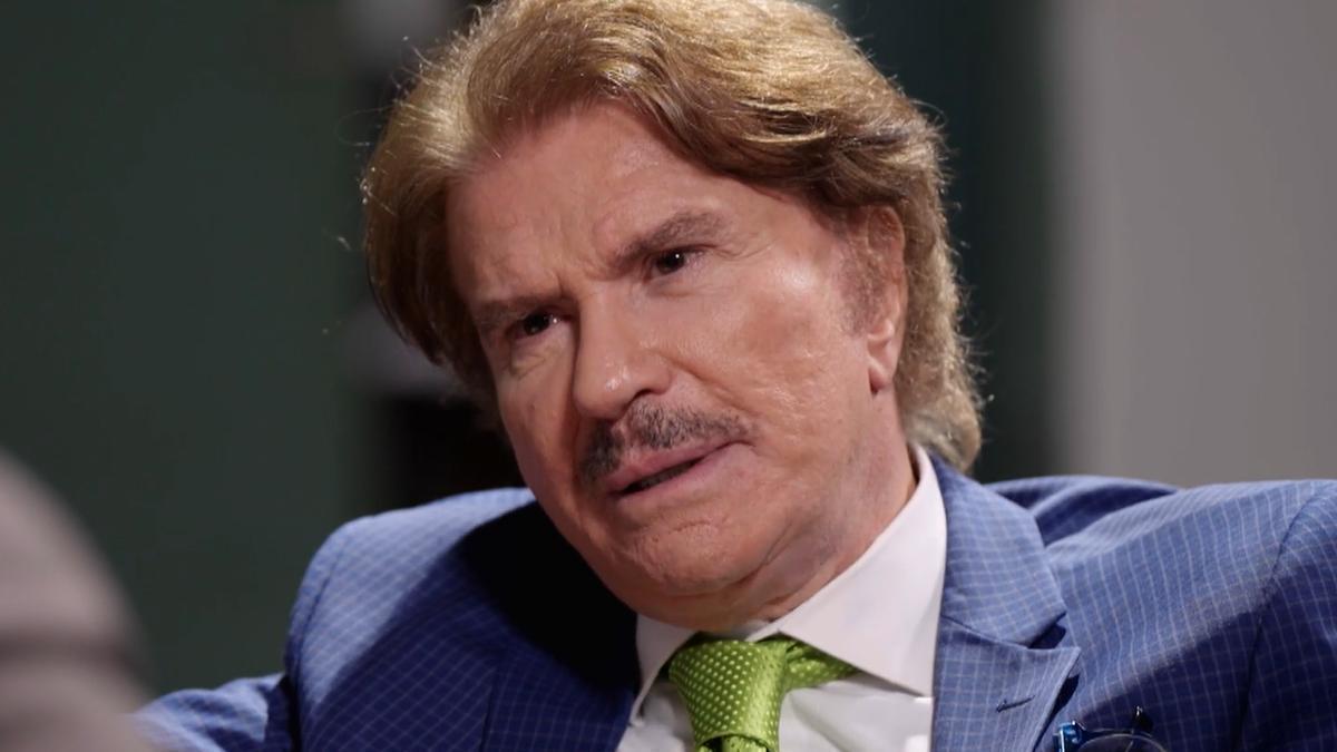 Edmundo Arrocet reaparece y responde a los rumores sobre su relación