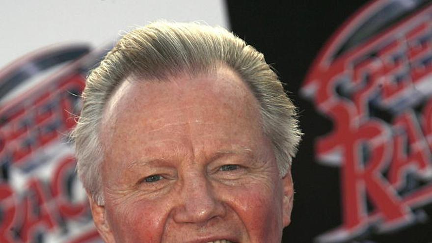 El padre de Angelina Jolie, el actor Jon Voight