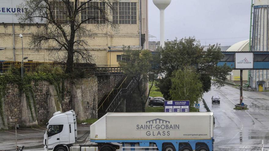 Instalaciones de Saint-Gobain en Avilés. | Efe