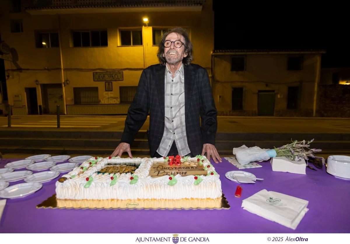 Josep Piera en mayo de 2025, durante la celebración de su 78 cumpleaños-.