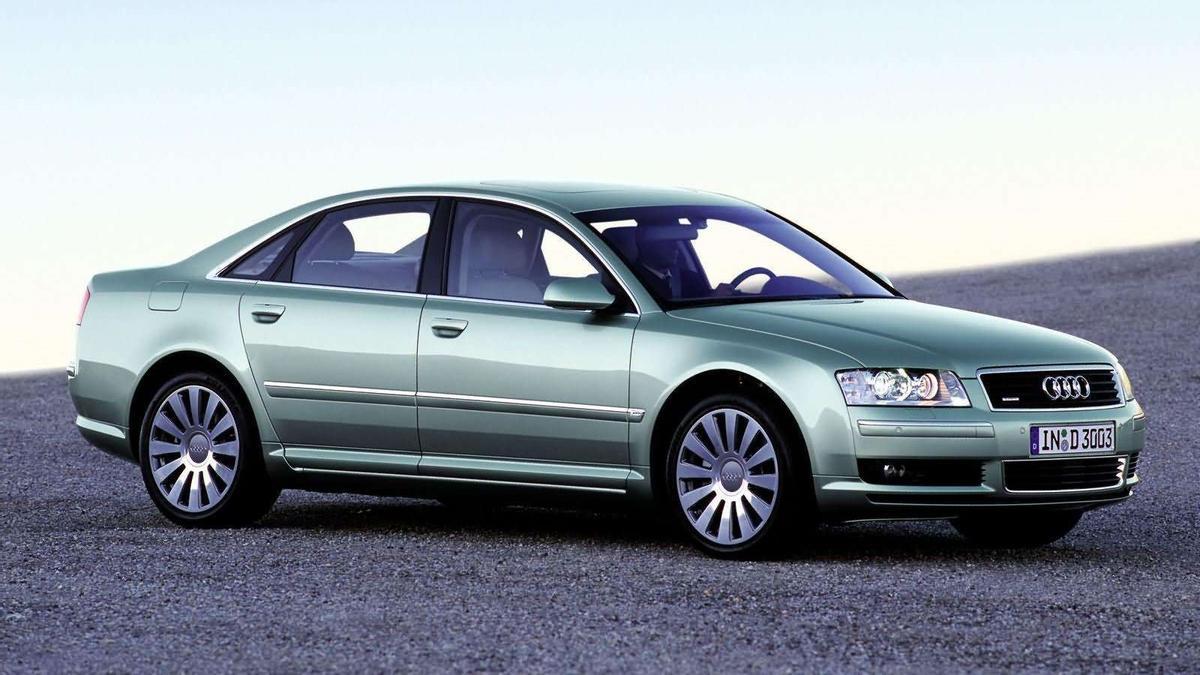 El Audi A8 fue, en 2003, el primer ganador del Premio Coche del año de los Lectores de Prensa Ibérica