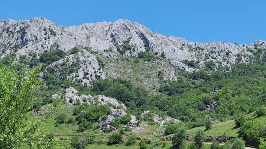 Fallece un espeleólogo de 53 años y otro resulta herido al sufrir una caída en la Cueva de Valporquero (Vegacervera, León)