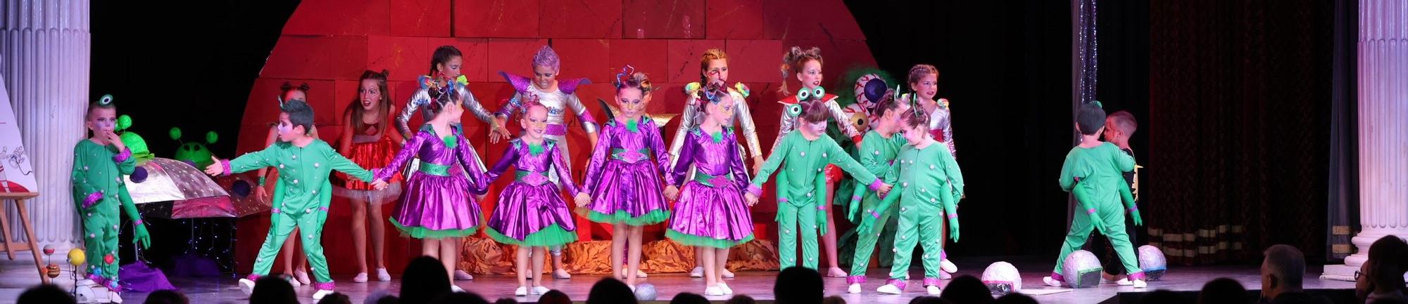 Estreno de Canal y "play back" para Marina y la corte infantil 2024