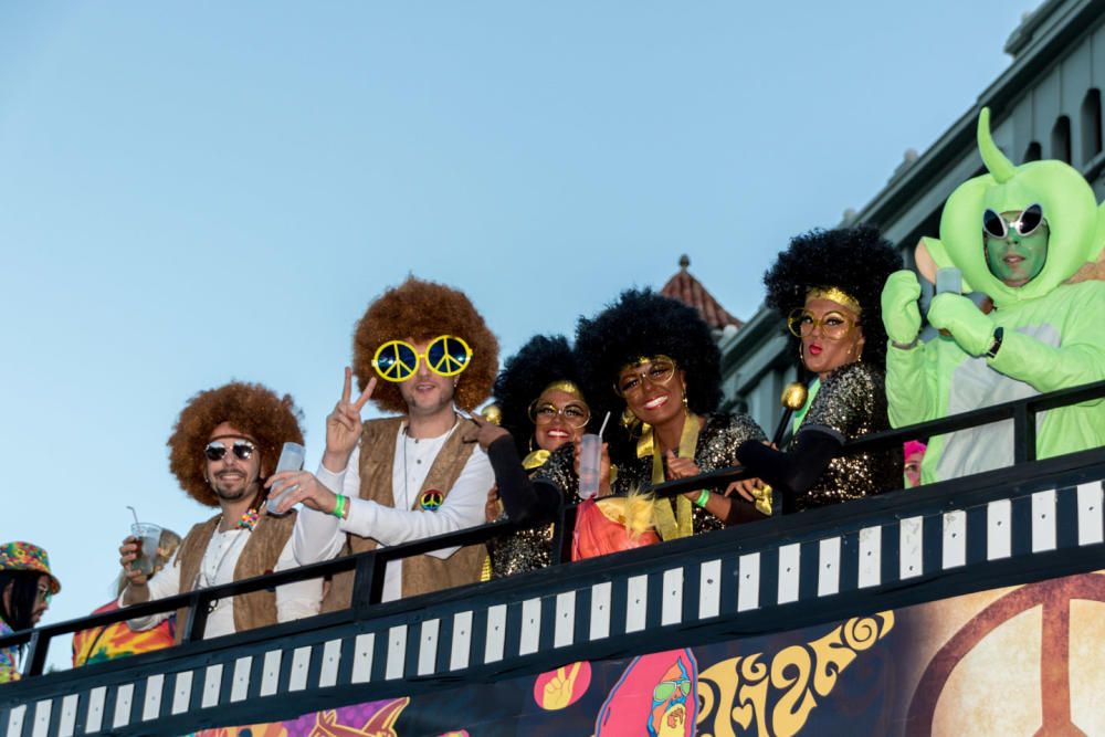 Carnavaleros en la Cabalgata