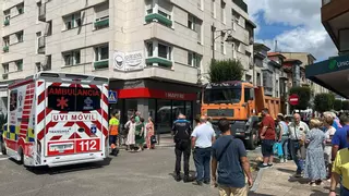 Atropello mortal en Pola de Siero: fallece una mujer tras un accidente con un camión de obras