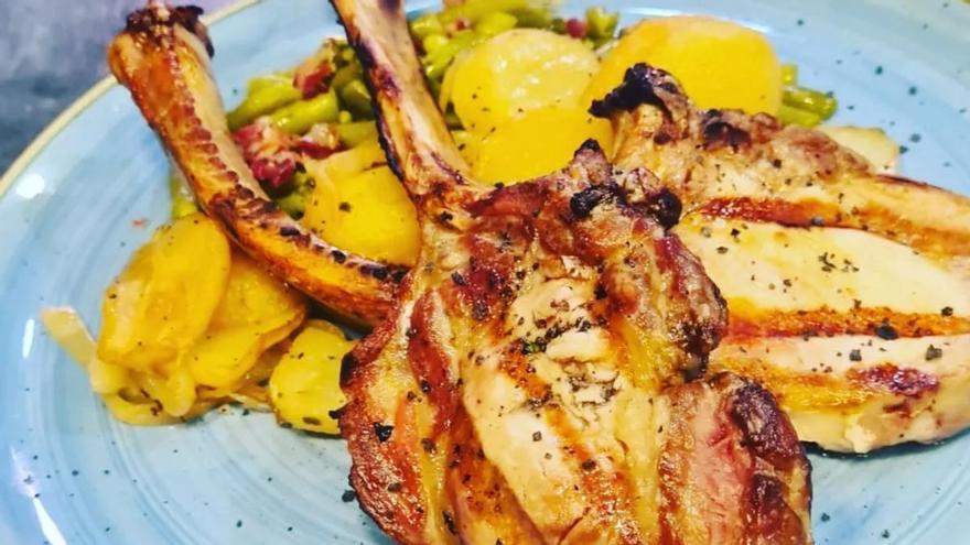El restaurante de Las Palmas de Gran Canaria donde comer menú del día por 17 euros: cocina canaria y casera