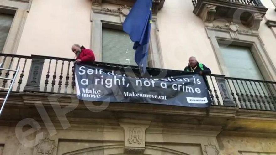 Miembros de la ANC ocupan la sede de la Comisión Europea en Barcelona