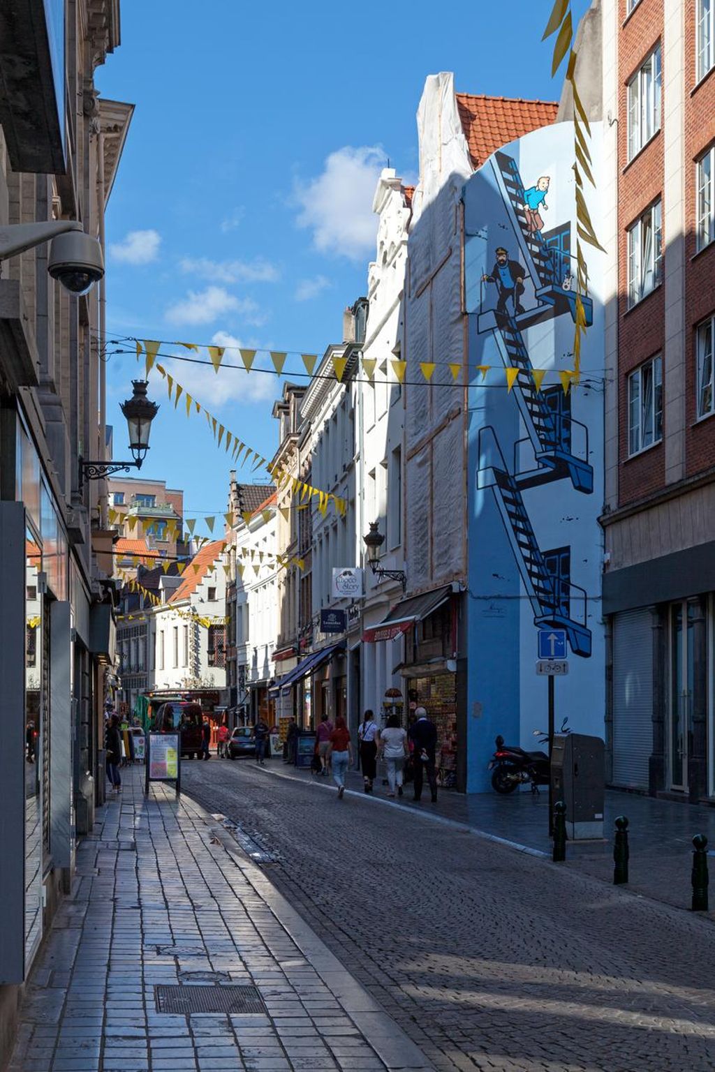 Mural de Tintín en una calle de Bruselas