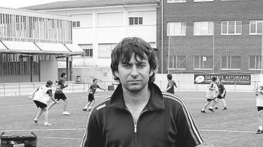 Luis Arturo, entrenador del Astur.