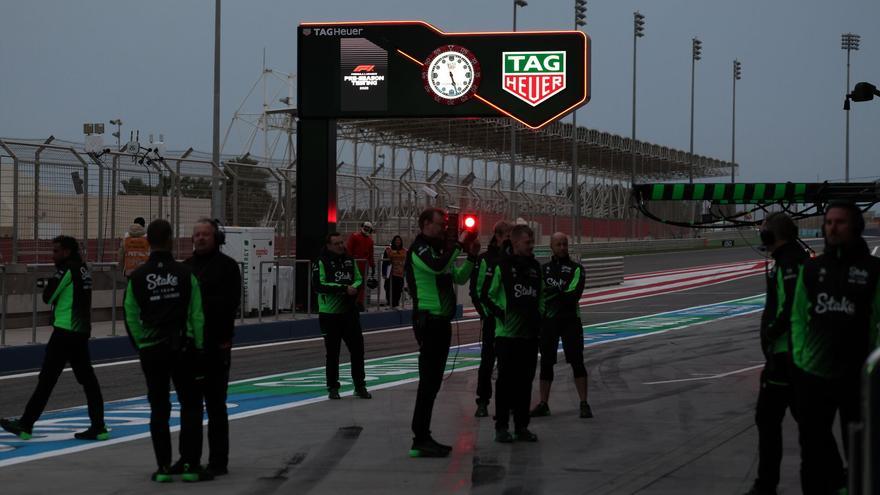 La sesión vespertina de los test en Bahréin se tuvo que detener a causa de un insólito apagón