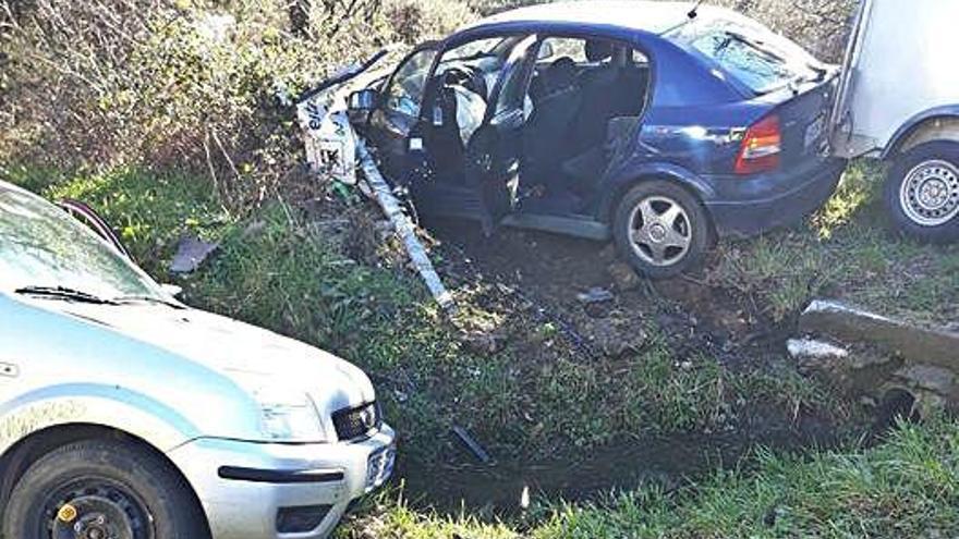 Coches implicados en el accidente.