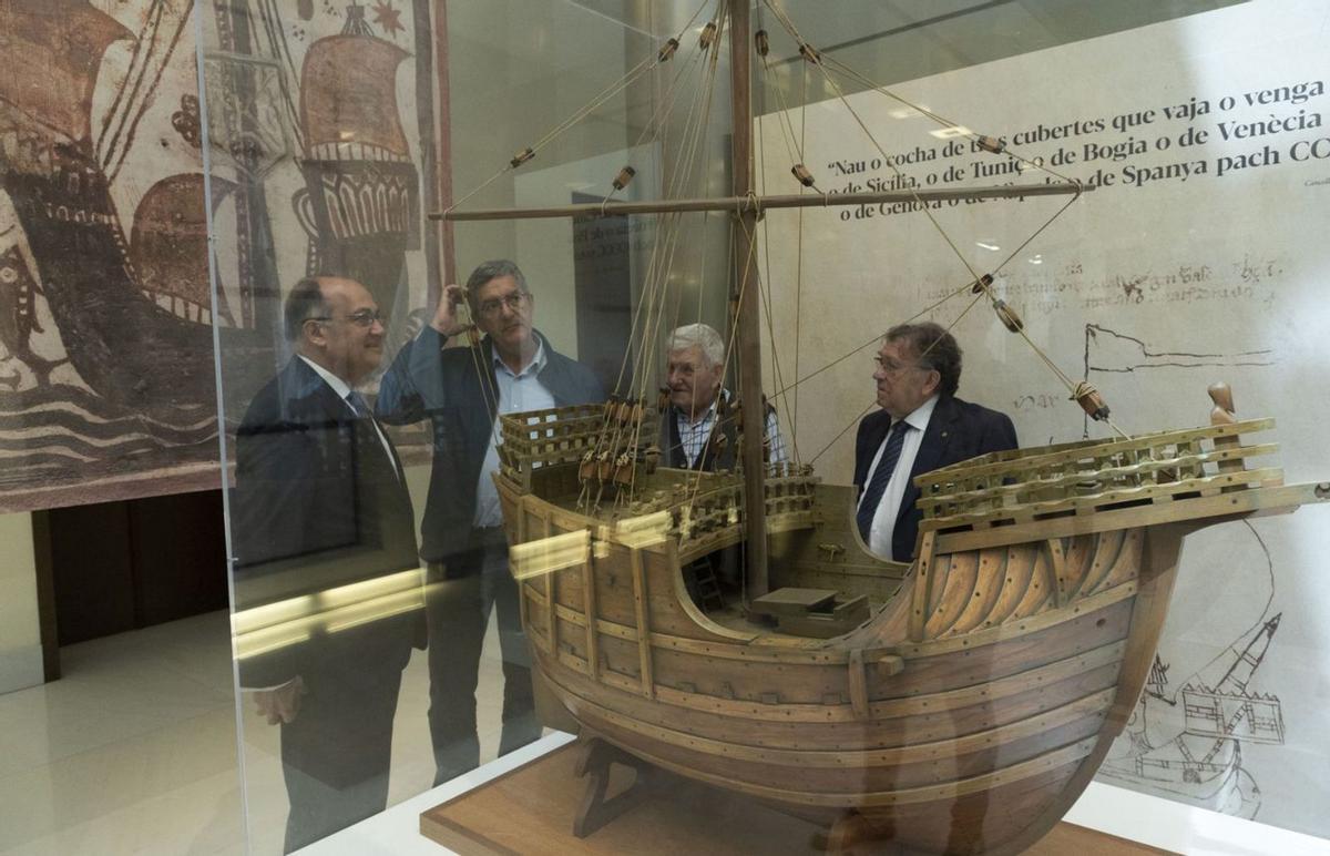 Una maqueta recrea lasituación histórica del Puertode València en el siglo XVIII. m.a.montesinos