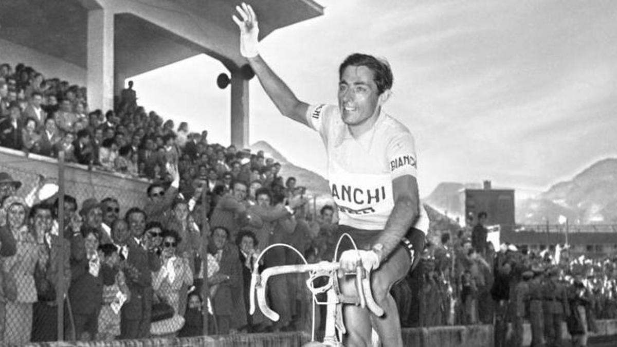 Fausto Coppi, ciclista.