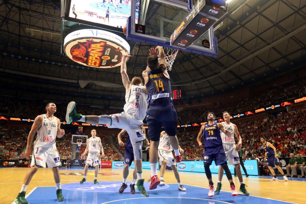 Fotos del España 76-78 Lituania, disputado en el Carpena