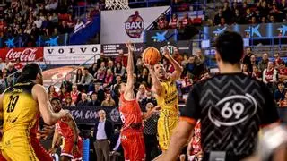 El CB Canarias rema contracorriente pero no llega a la orilla en Manresa (86-80)