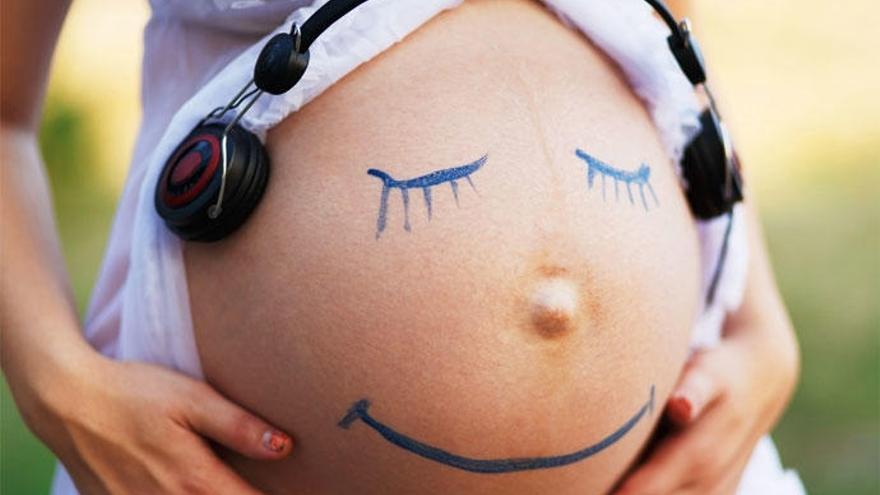 Poner música al bebé es beneficioso para su desarrollo