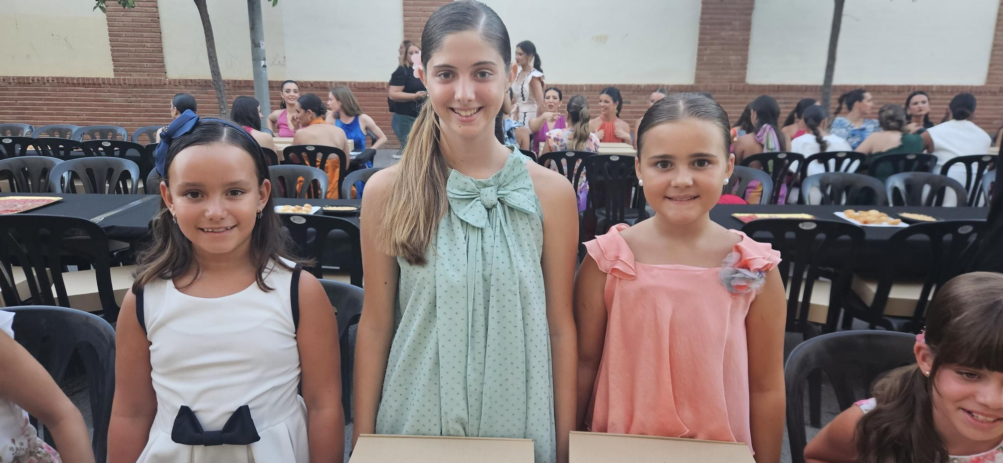 Candidatas a Fallera Mayor Infantil de València 2025 en la "punxà"