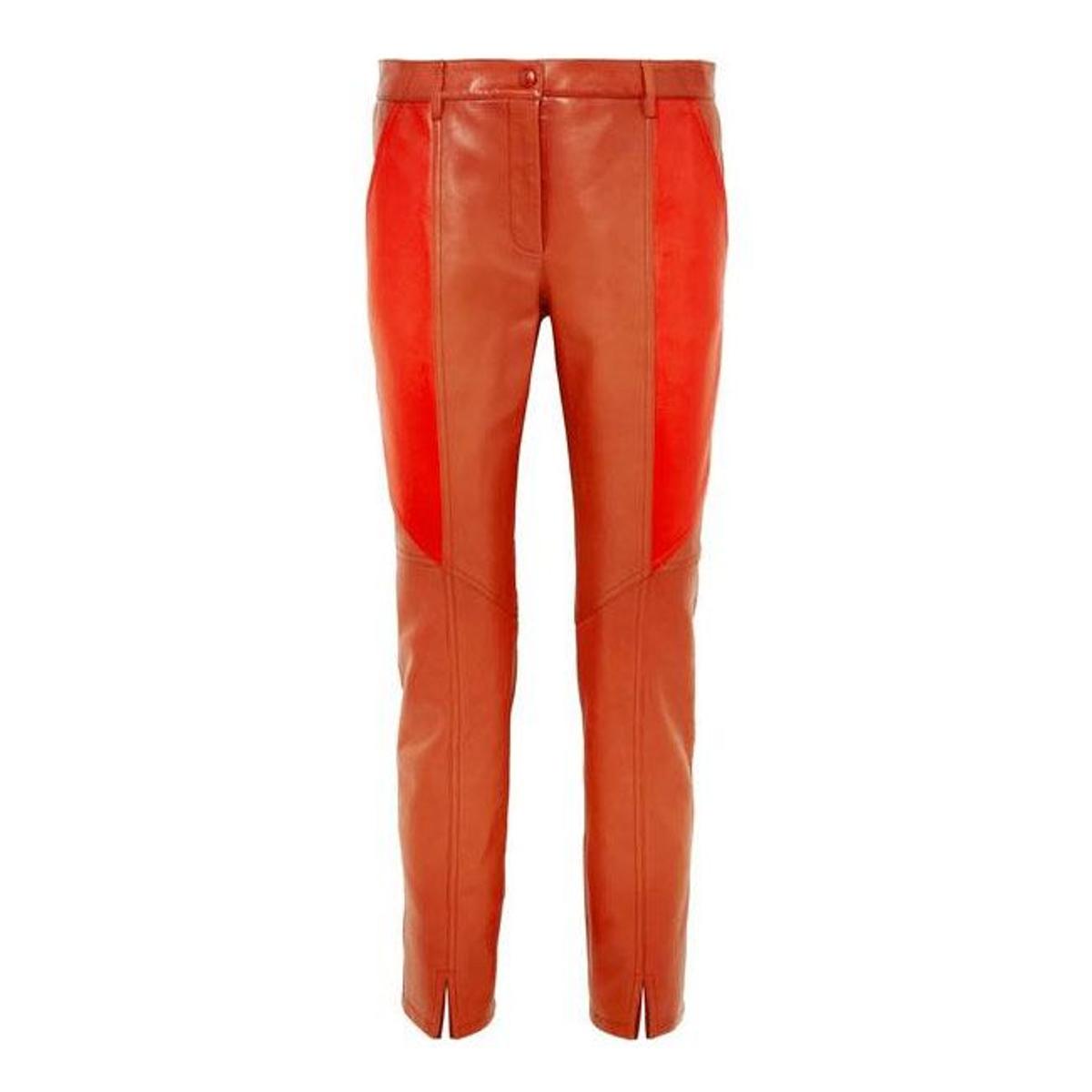Pantalón rojo de cuero de Givenchy