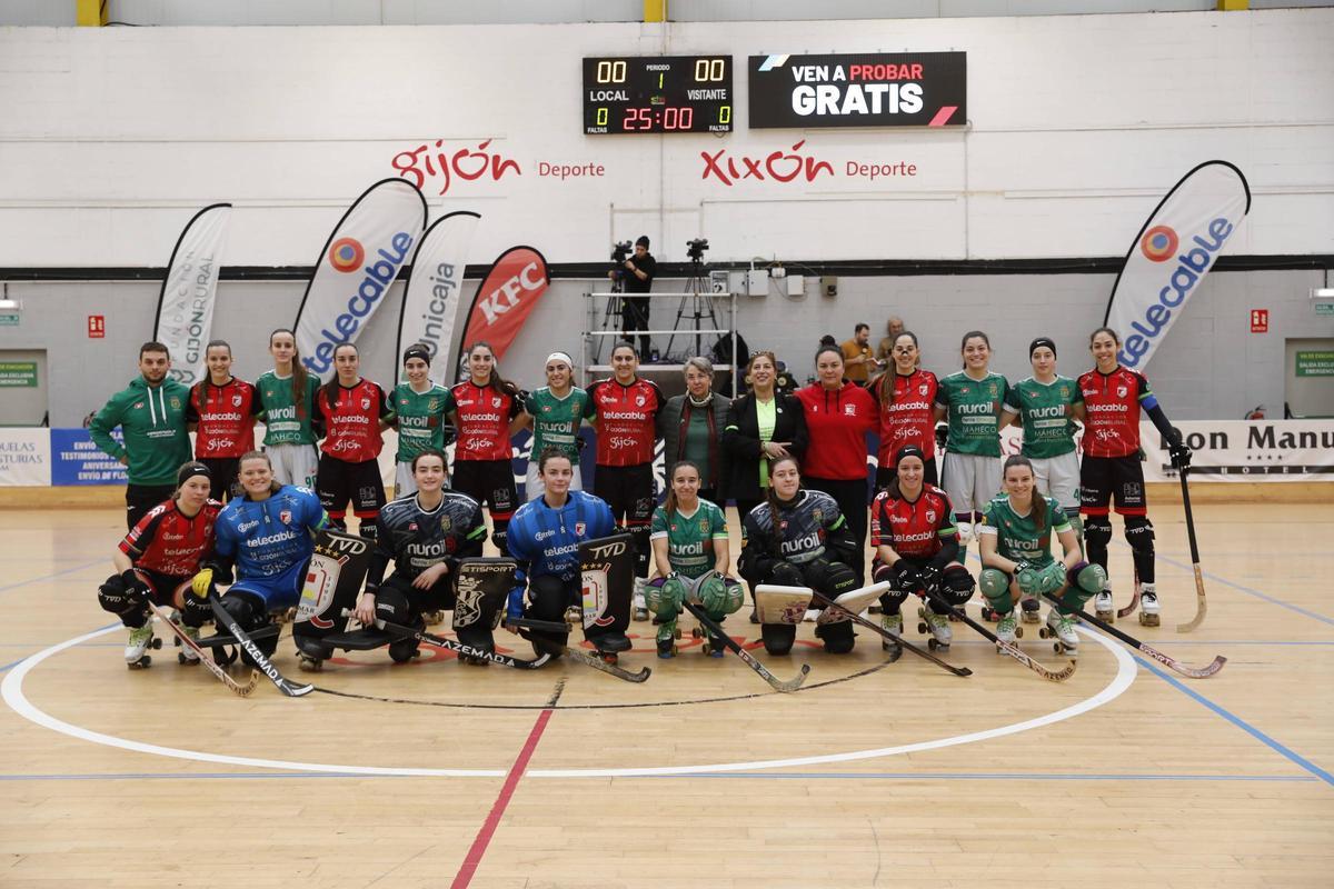 Telecable y Cerdanyola posan con los miembros de la Asociación Española contra el Cáncer