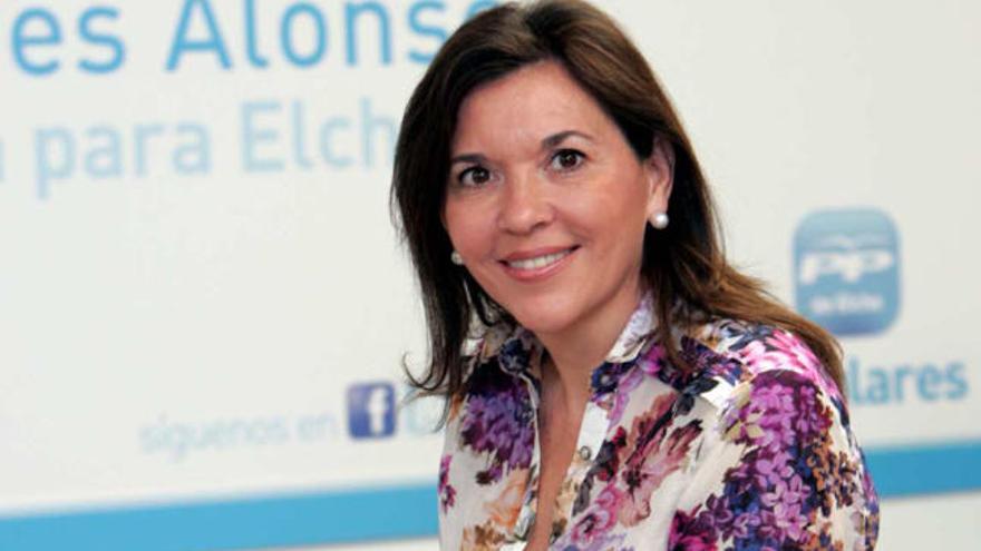 La candidata del PP, Mercedes Alonso, en una imagen tomada en su oficina electoral.