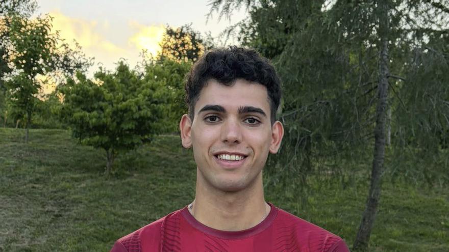 El Estradense incorpora a Mati, central del Gran Peña