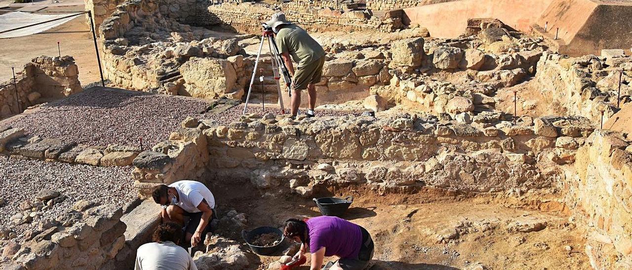 Habitación de la casa romana en la que se están realizando las excavaciones. | INFORMACION