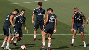 Vinícius, Kroos y Mendy, bajas en el último entrenamiento antes del Cádiz