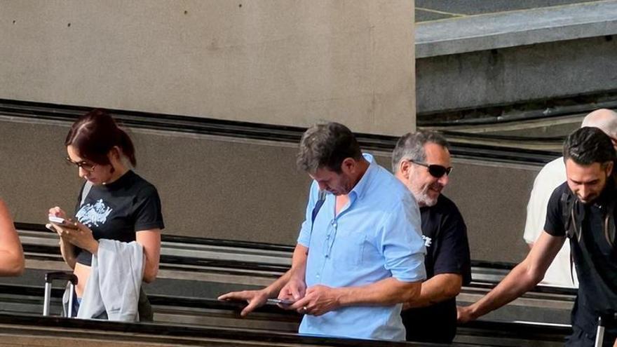Ramón Alarcón llega a Sevilla en AVE desde Madrid tras tratar la vuelta de Dani Ceballos al Betis: “No podemos dar información del mercado, trabajamos en muchas opciones”